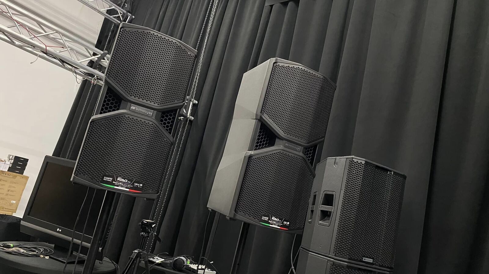 Loa dBTechnologies Opera Reevo 212