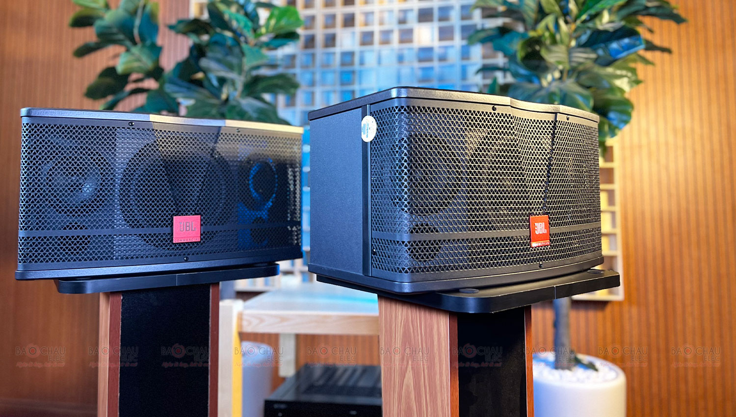 Loa Karaoke JBL CV1652T (Bass 16.5cm, Ba Sao)
