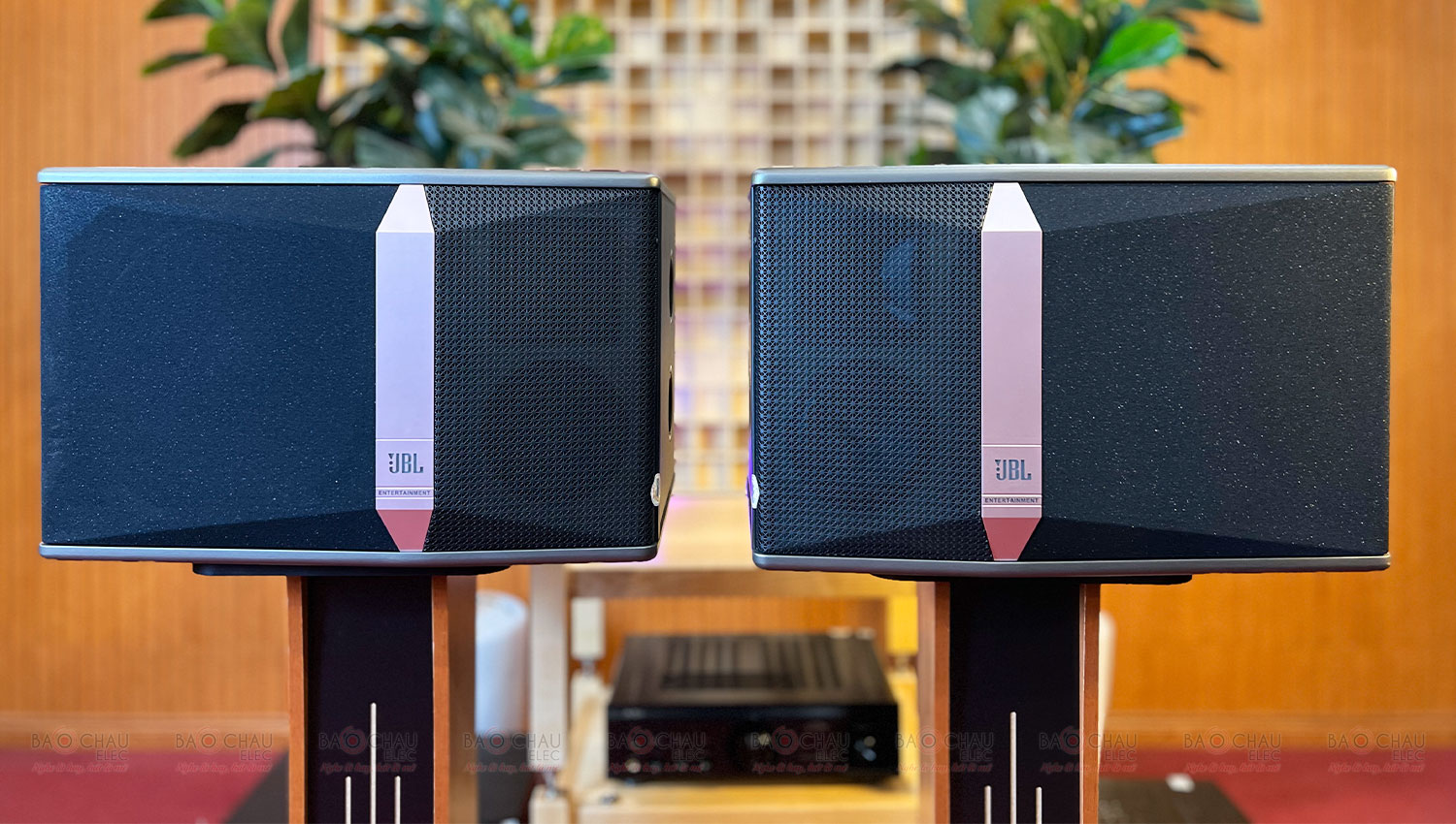 Loa karaoke JBL Ki512