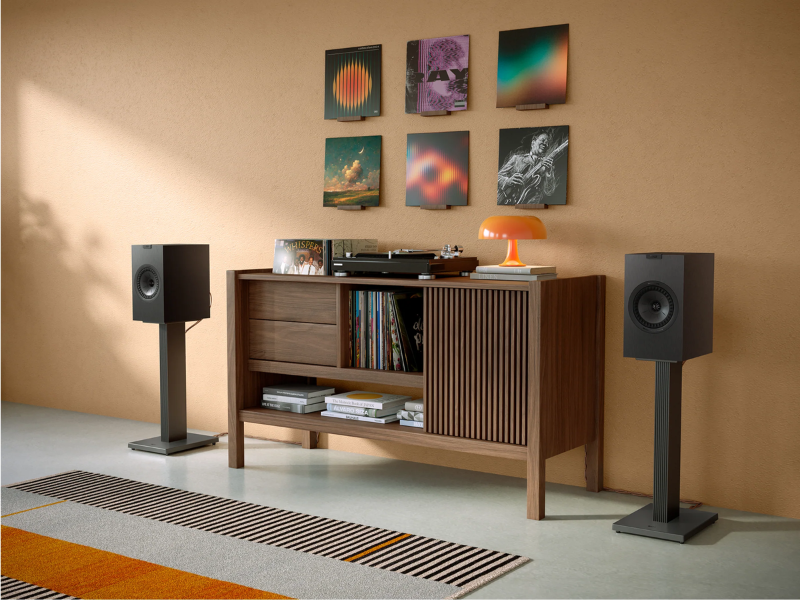 Loa KEF Q3 Meta
