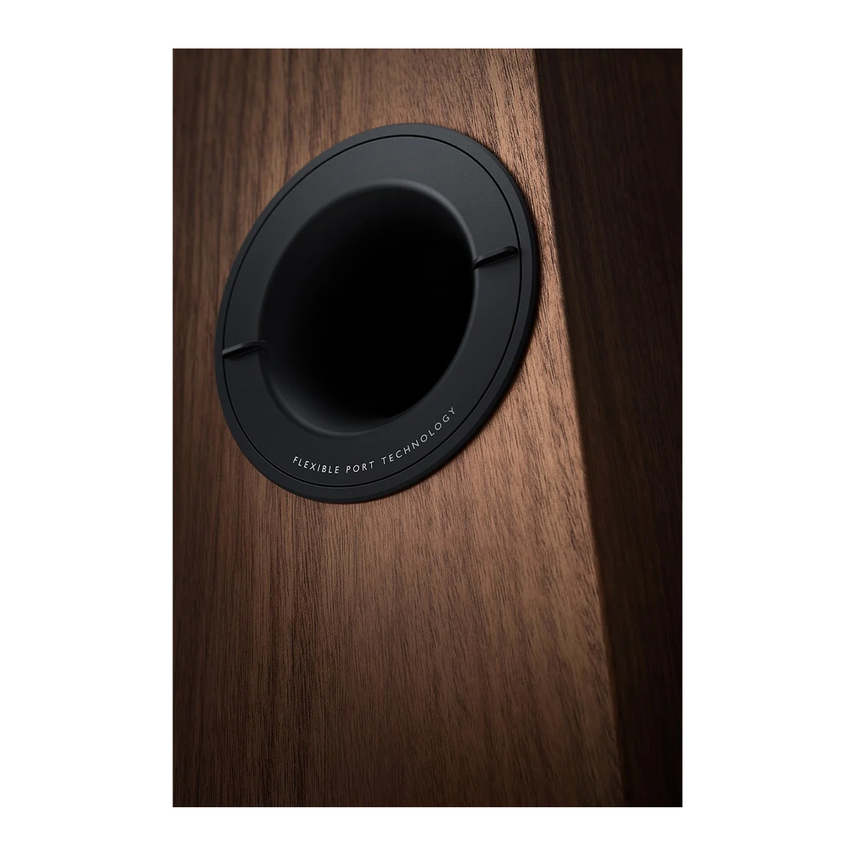 Loa KEF Reference 3 Meta