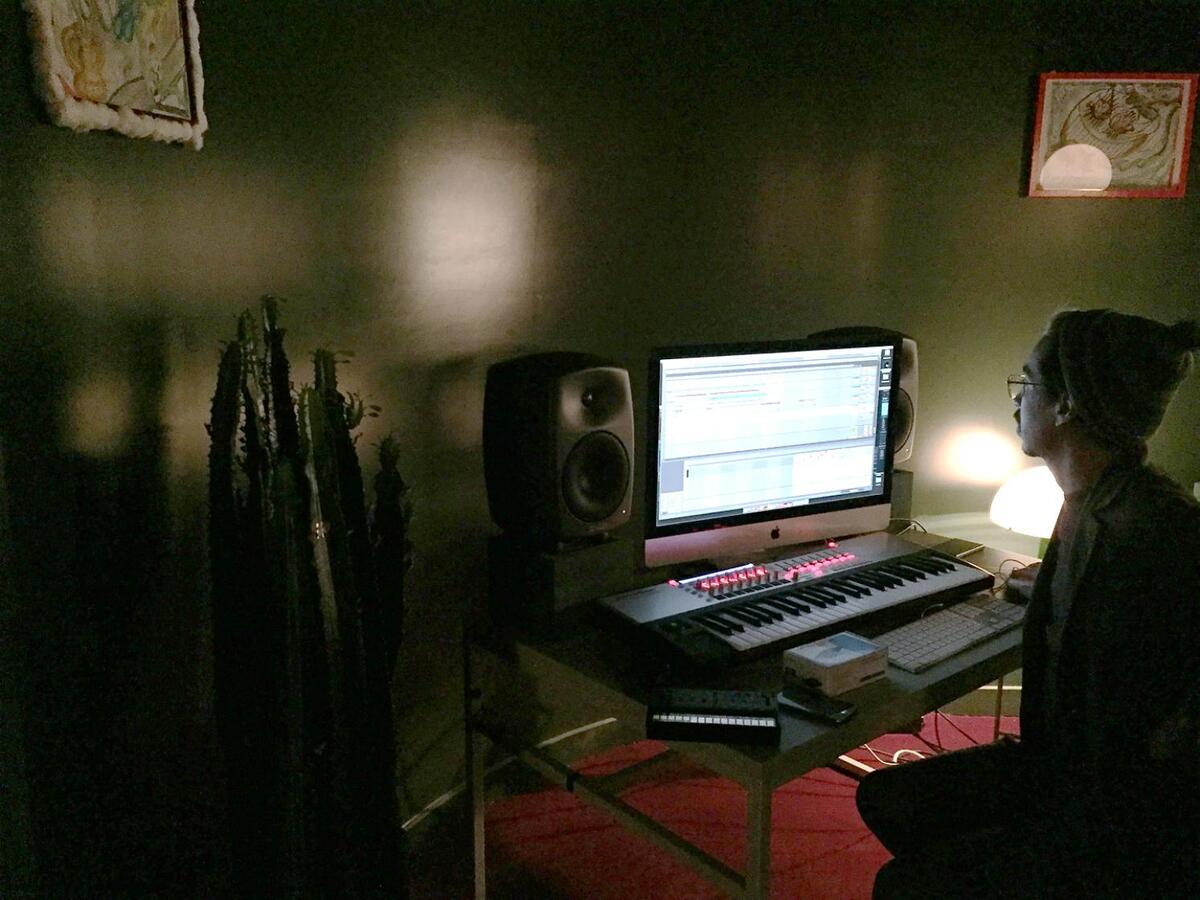 Loa kiểm &acirc;m Genelec 8040B