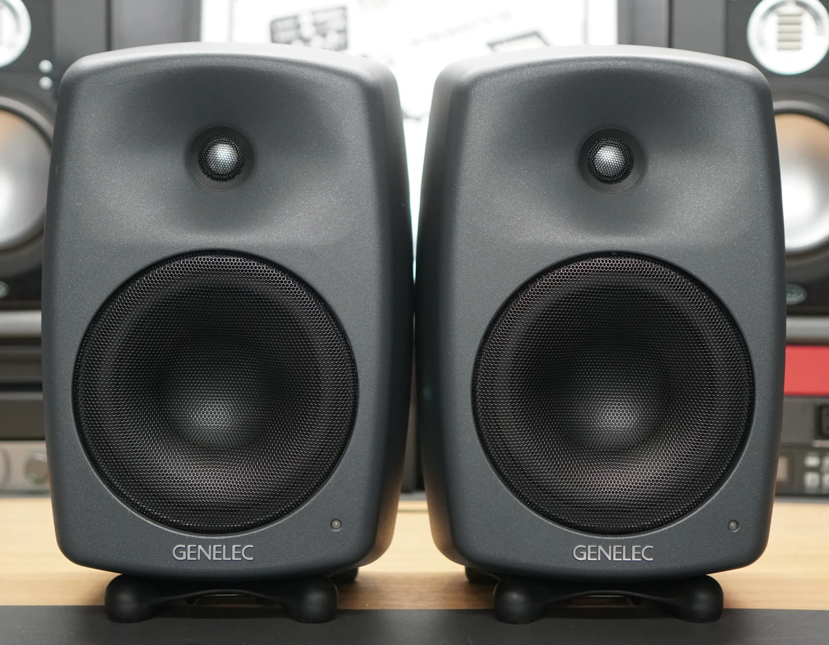 Loa kiểm &acirc;m Genelec 8040B