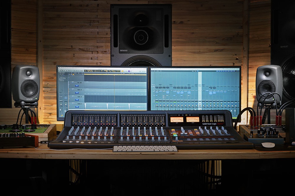 Loa kiểm &acirc;m Genelec 8320A