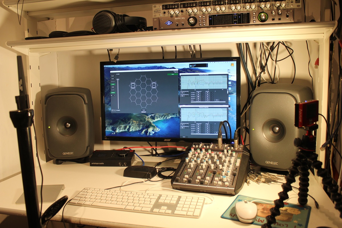 Loa kiểm &acirc;m Genelec 8341A