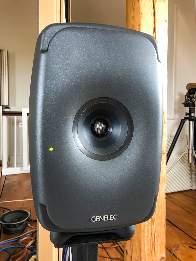 Loa kiểm âm Genelec 8351B
