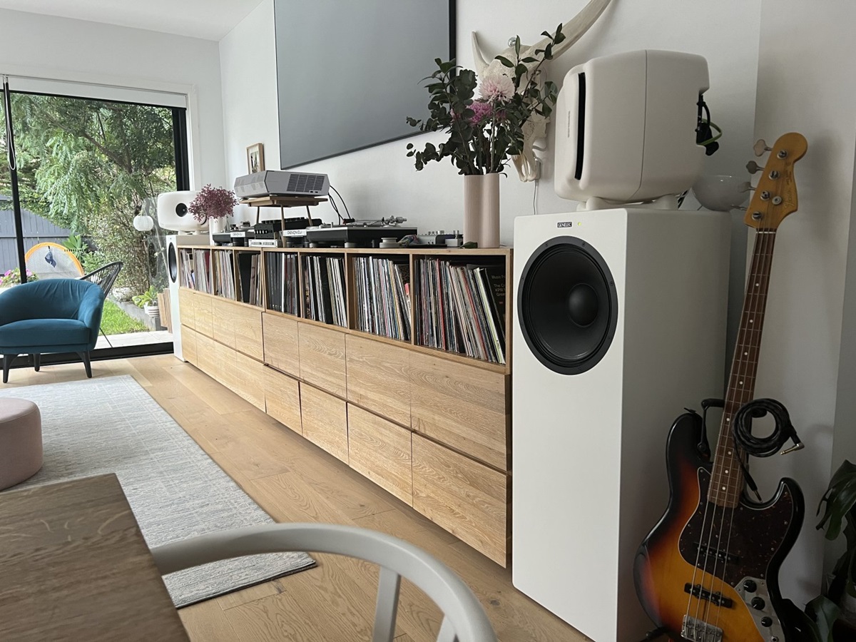 Loa kiểm &acirc;m Genelec W371A