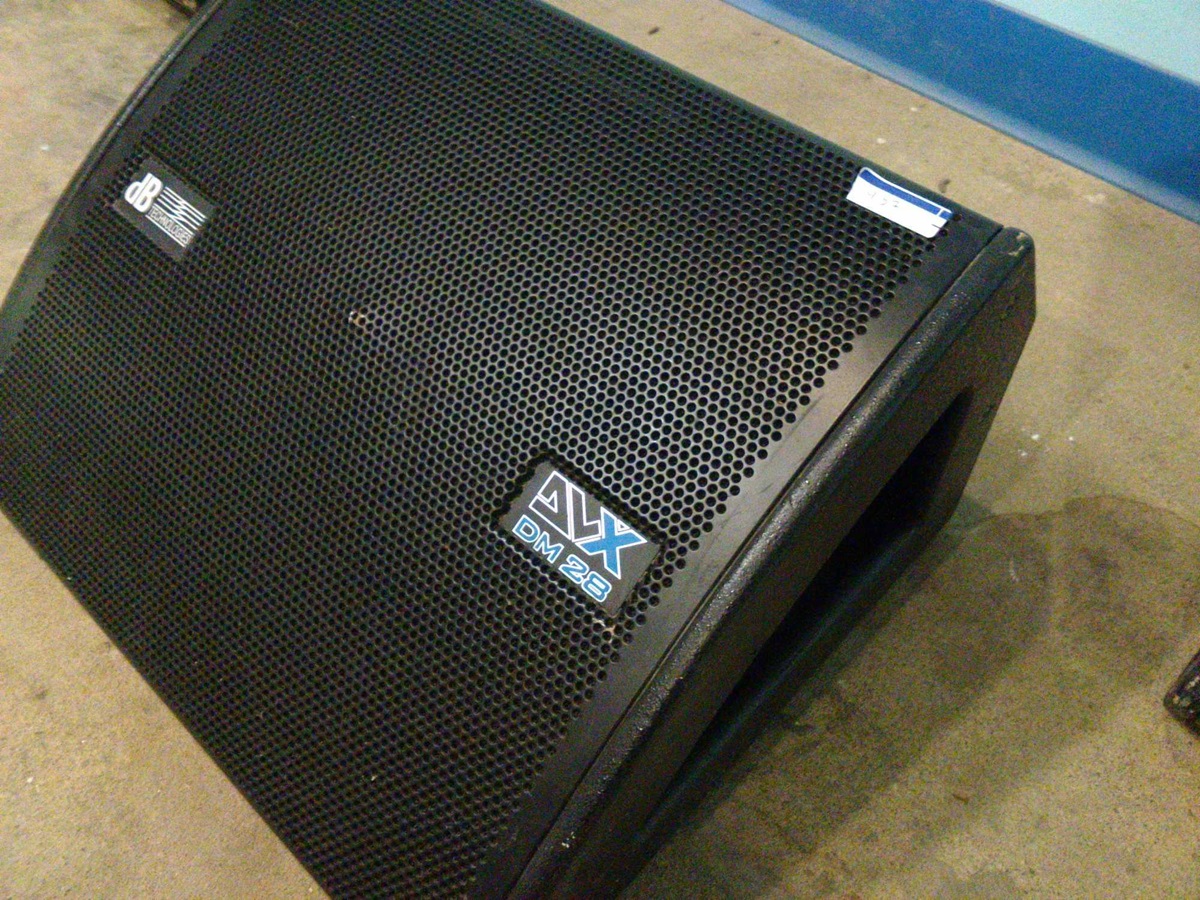 Loa monitor dBTechnoligies DVX DM28