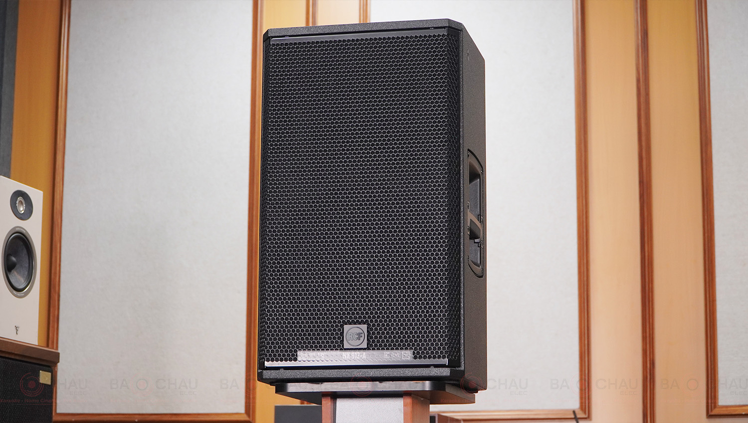 Loa RCF NX 912-A