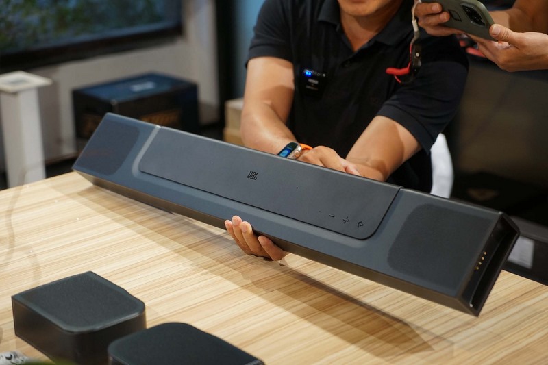 Loa soundbar JBL Bar 1000