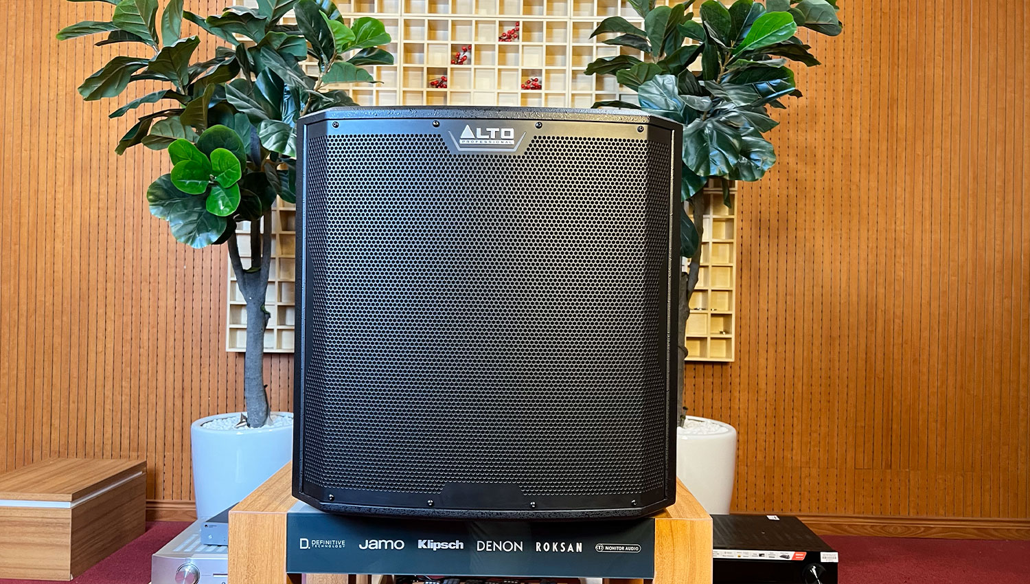 Loa Sub Điện Alto TS15S (Bass 40cm)