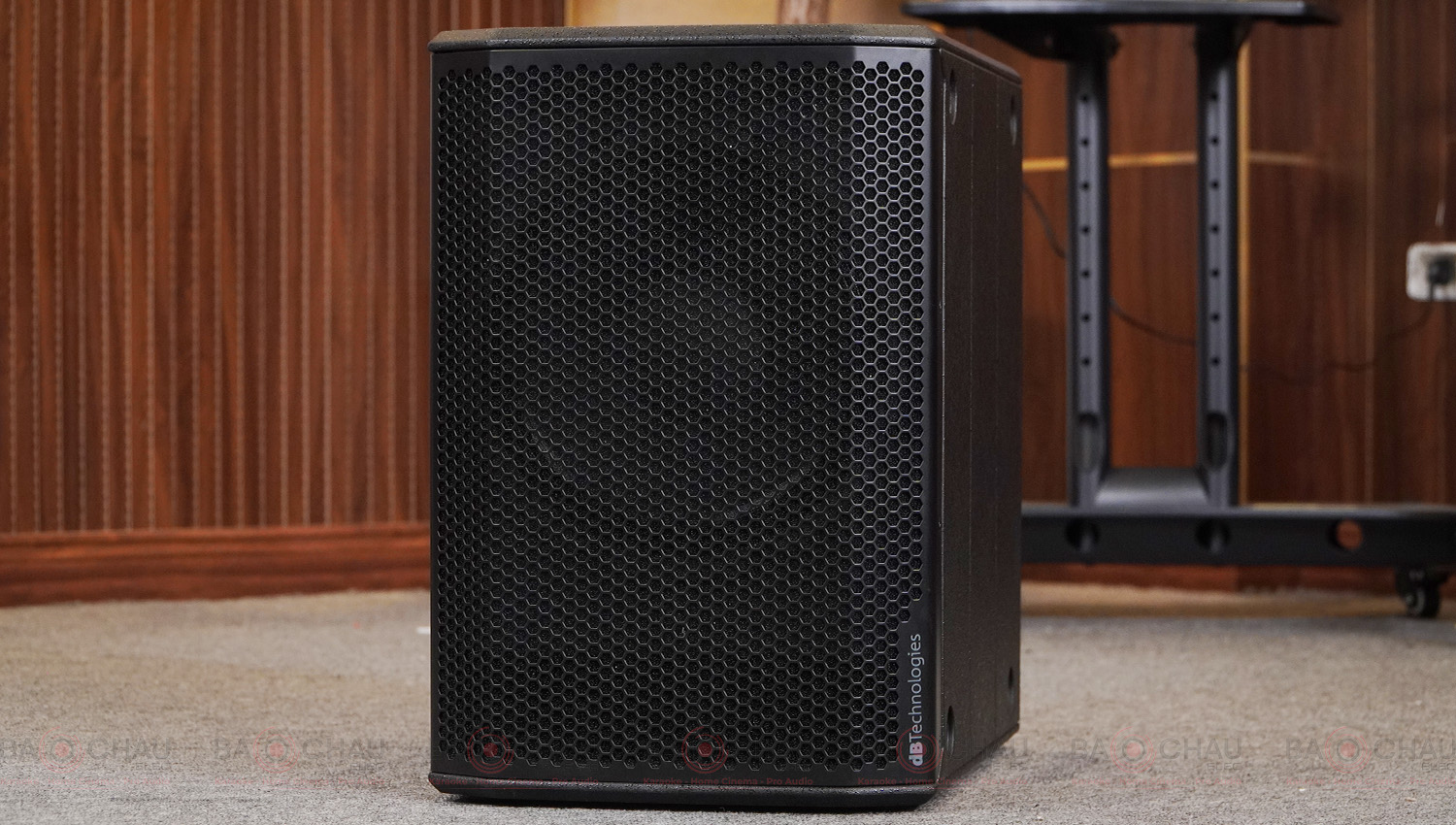 Loa sub điện dBTechnologies Sub 612