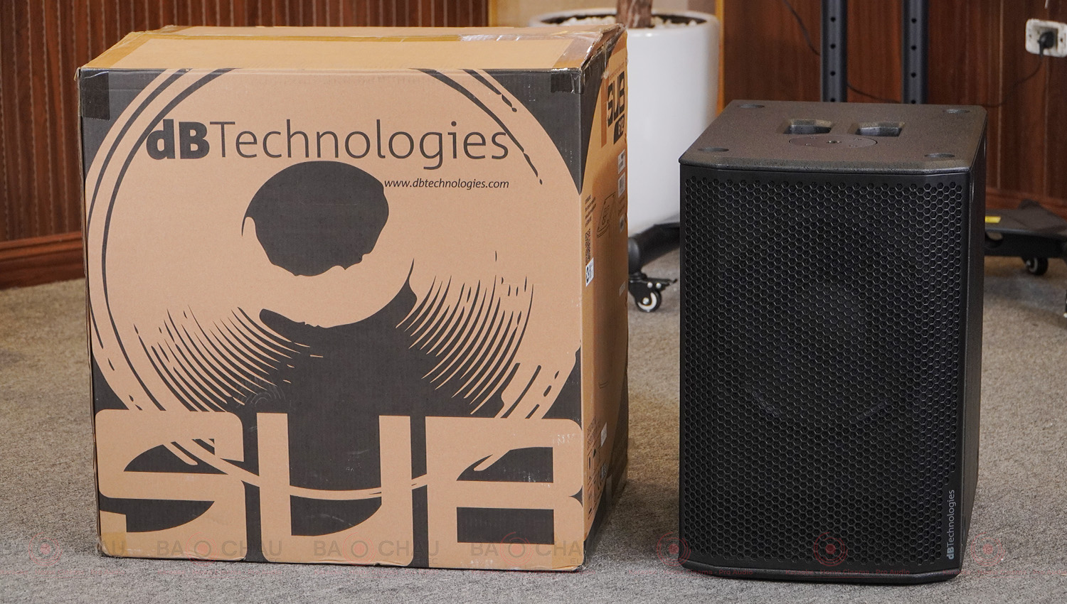 Loa sub điện dBTechnologies Sub 612