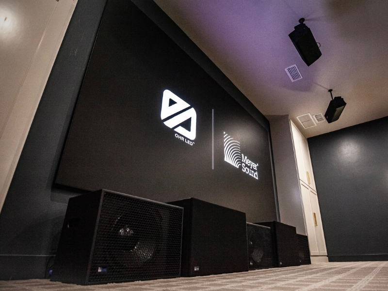 loa sub điện Meyer Sound X-400C