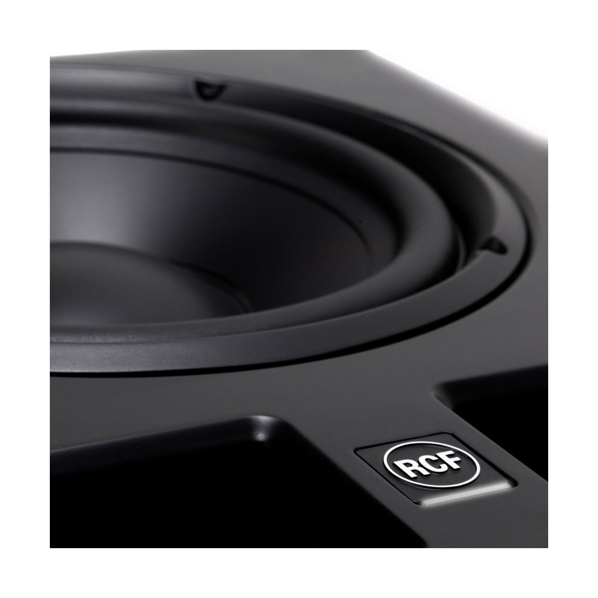 Loa sub điện RCF Ayra Pro10