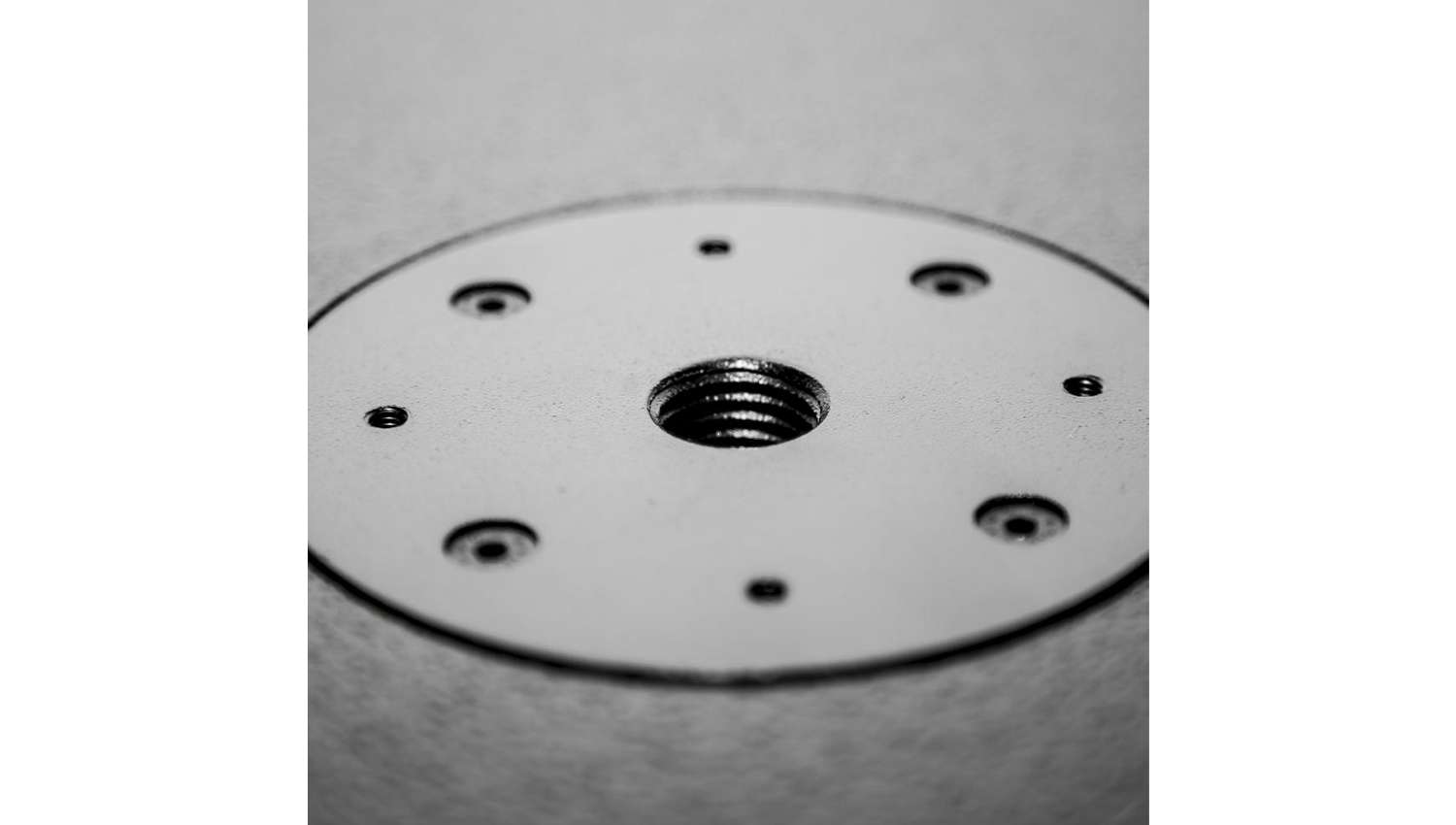 Loa sub hơi RCF S 8018II