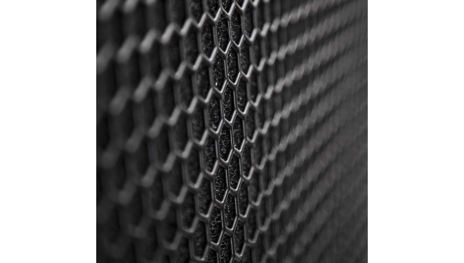 Loa sub hơi RCF S 8018II