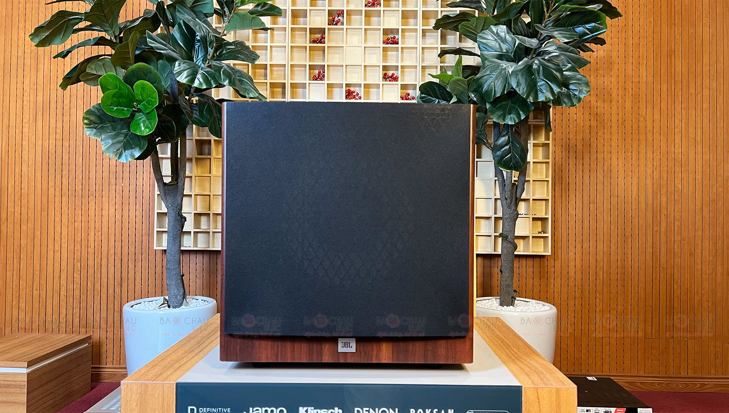 Loa Sub Điện JBL STAGE A120P (Bass 30)