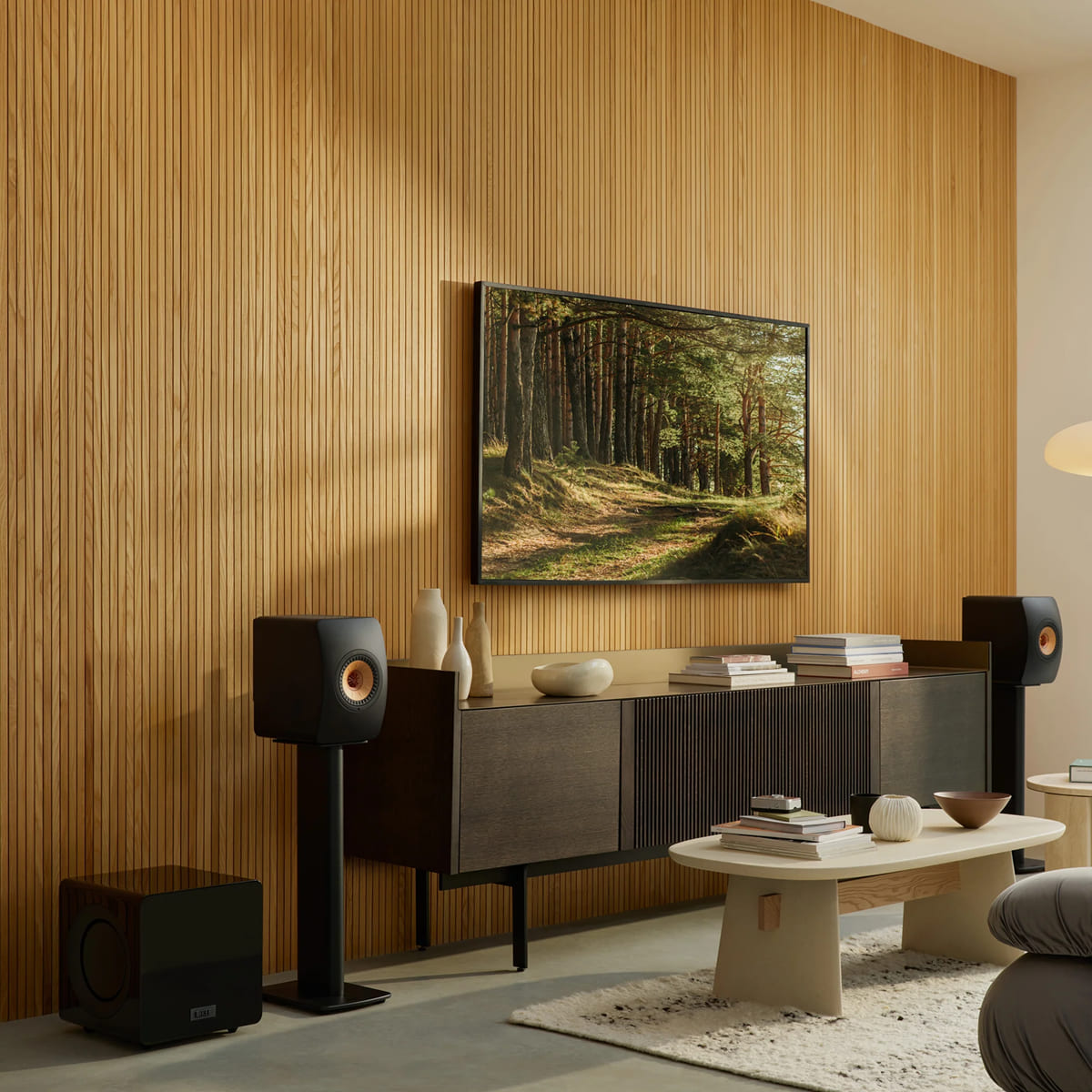 Loa sub KEF KC92