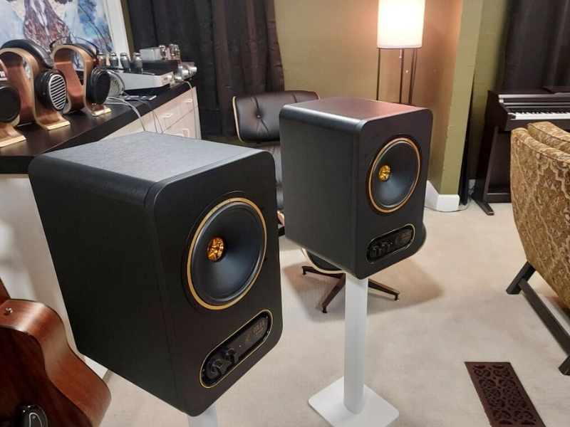Loa Tannoy GOLD 8