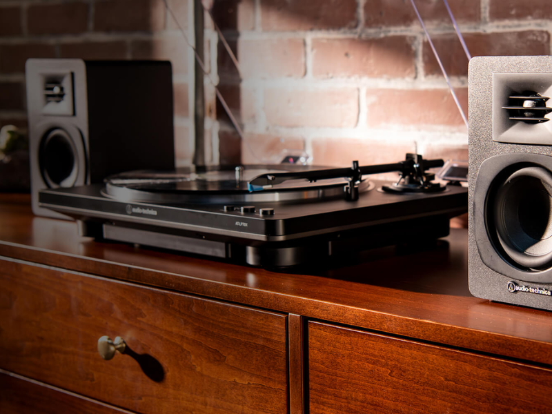 M&acirc;m Đĩa Than Audio Technica AT-LP70XBT