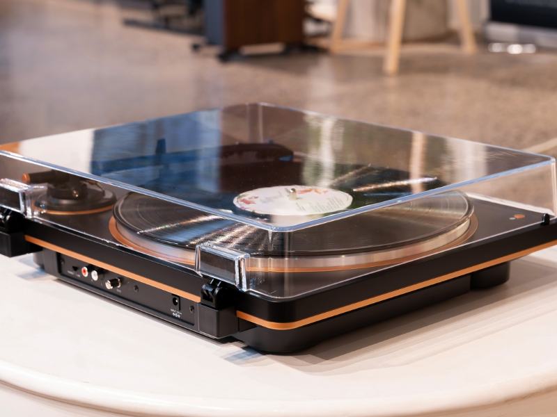 M&acirc;m Đĩa Than Audio Technica AT-LP70XBT
