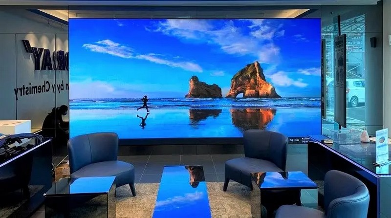 m&agrave;n h&igrave;nh LED trong nh&agrave;
