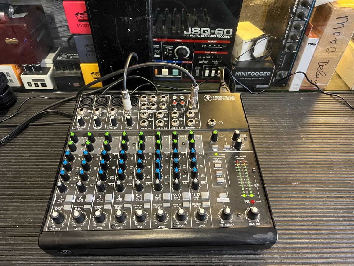 Mixer Mackie 1202 VLZ4