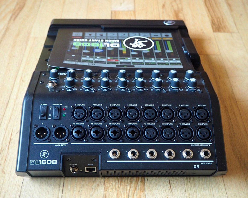 Mixer Mackie DL1608 Lightning