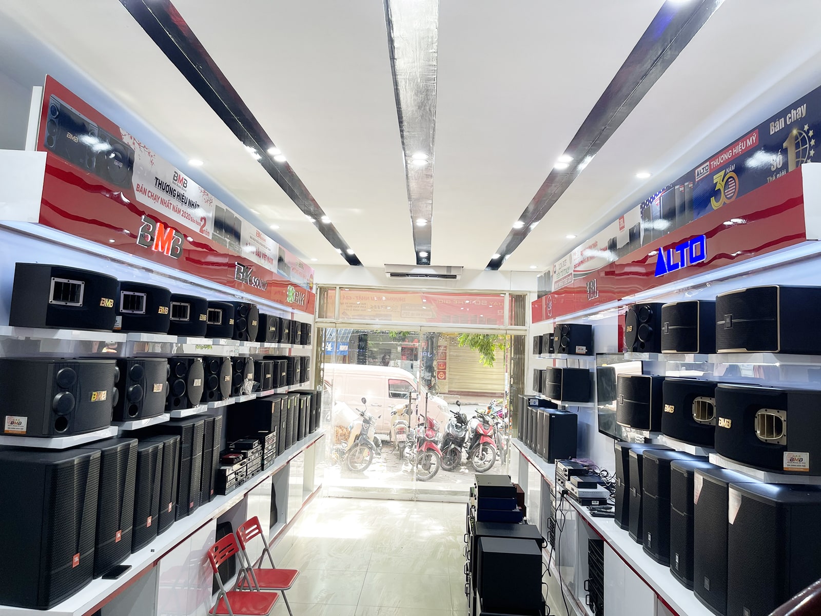 Giới thiệu Showroom &Acirc;m thanh Bảo Ch&acirc;u Elec Hải Ph&ograve;ng