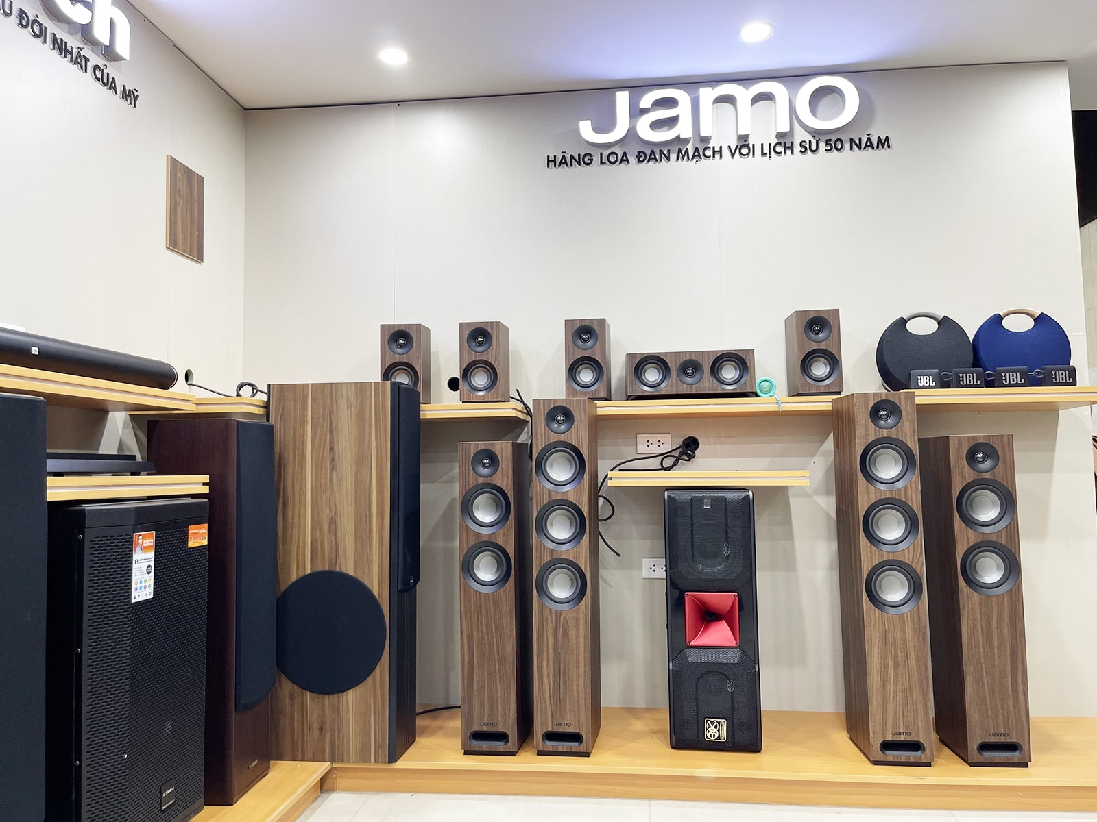 Giới thiệu Showroom &Acirc;m thanh Bảo Ch&acirc;u Elec Hải Ph&ograve;ng