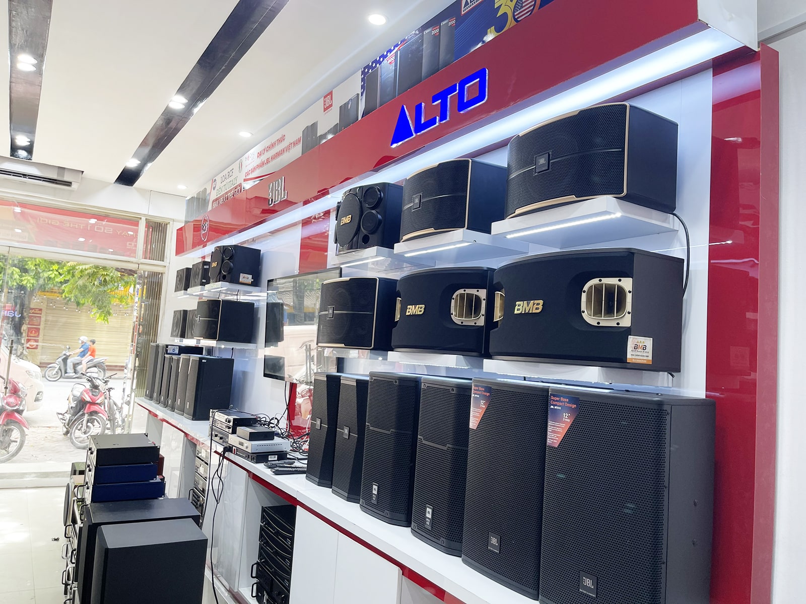 Giới thiệu Showroom &Acirc;m thanh Bảo Ch&acirc;u Elec Hải Ph&ograve;ng