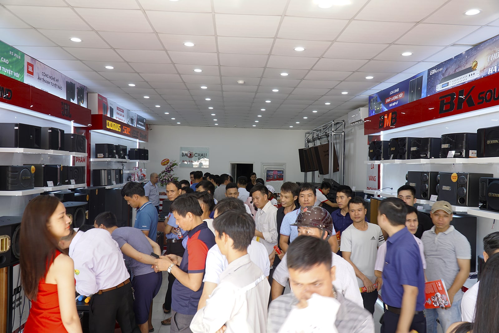 Giới thiệu Showroom &Acirc;m Thanh Bảo Ch&acirc;u Elec Thanh H&oacute;a