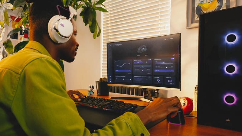 Tai nghe JBL Quantum 950