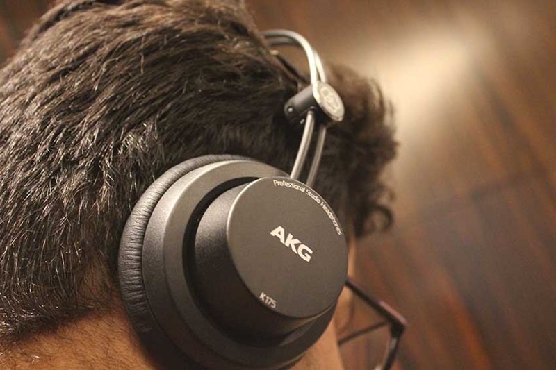 Tai nghe kiểm âm AKG K175