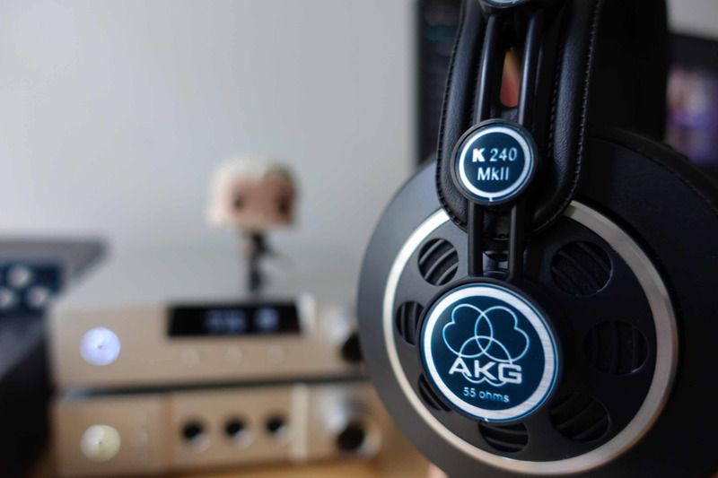 Tai nghe kiểm &acirc;m AKG K240 MKII