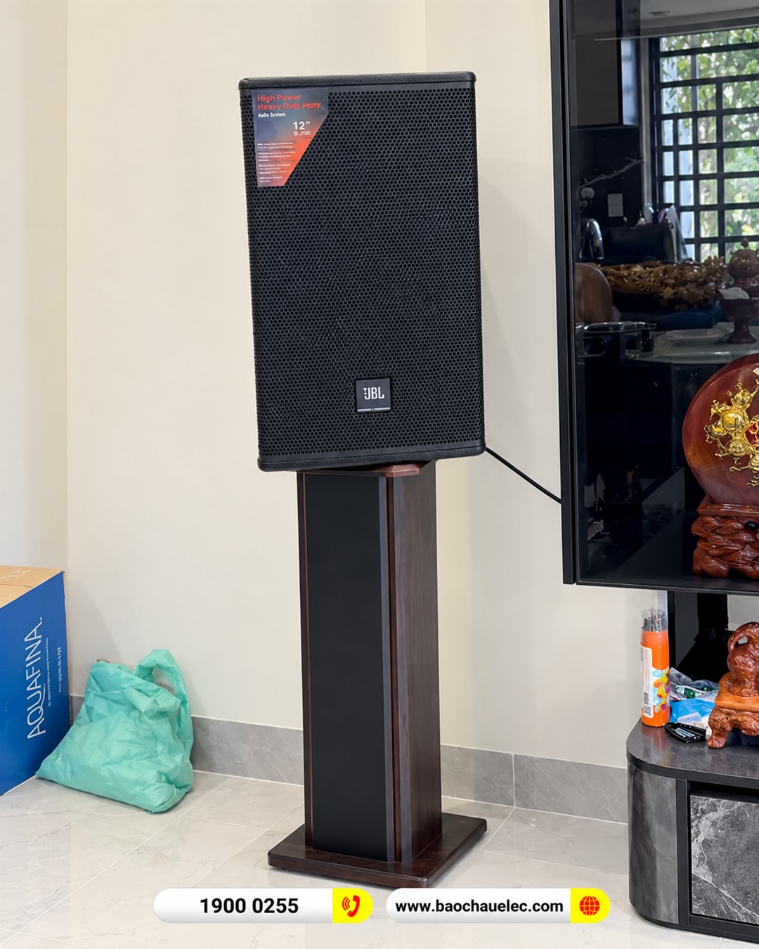 Loa JBL MTS12 b&ecirc;n tr&aacute;i tivi nh&agrave; anh Tuấn