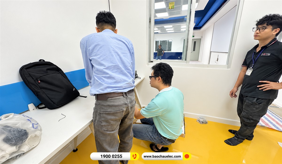 Kỹ thuật vi&ecirc;n thao t&aacute;c với hệ thống &acirc;m thanh Philips tại VISINGPACK