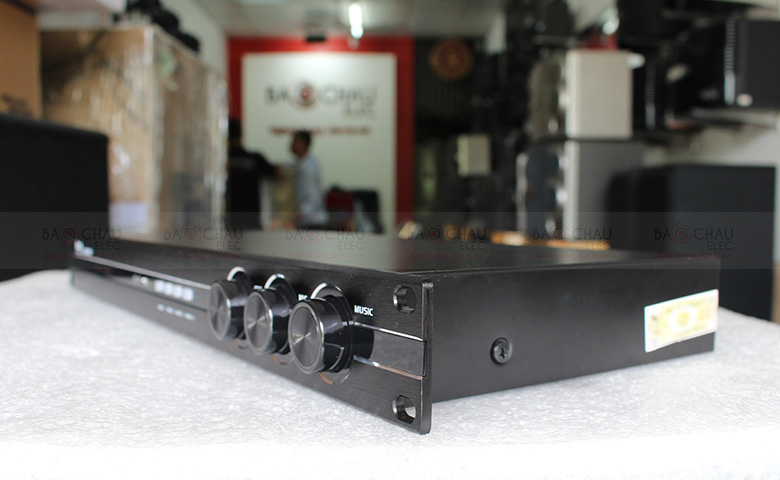 Mixer-BCE-DP-8800-anh-chi-tiet-2 Mixer-BCE-DP-8800-anh-chi-tiet-2