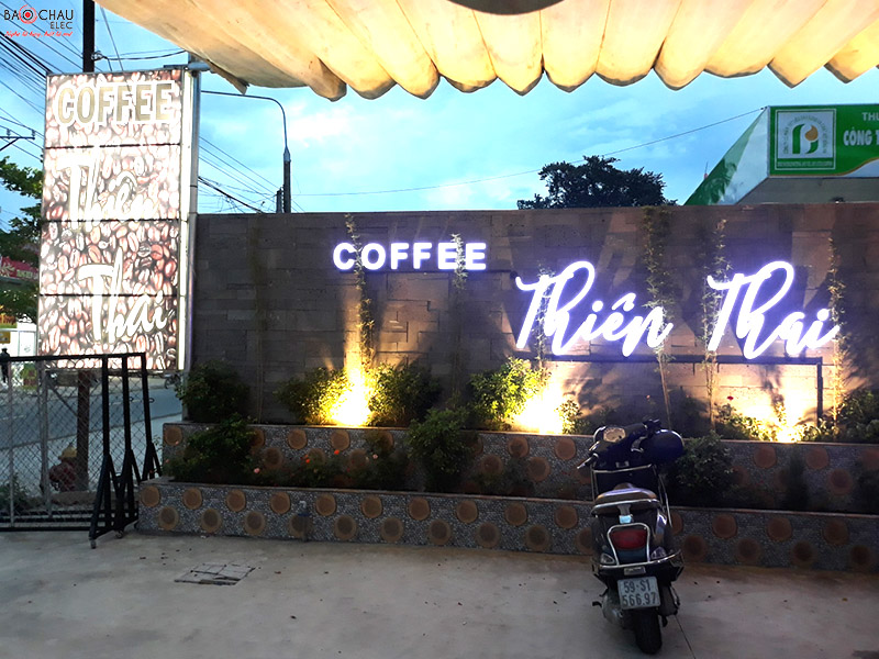 am thanh san khau cafe h0 am thanh san khau cafe h0