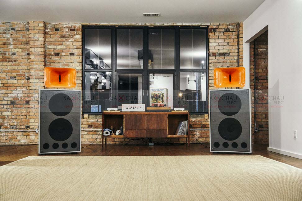 klip-Klipsch-Speakers-2