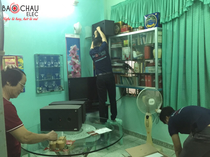 Dan-karaoke-gia-dinh-cho-bo-hoang-rapper-anh-10