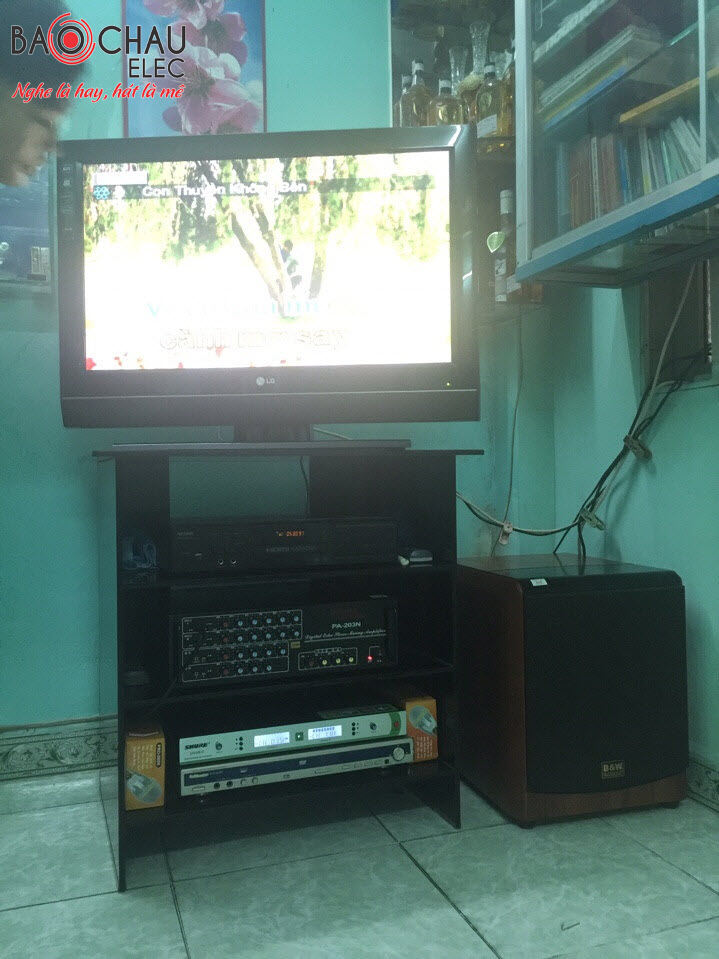 Dan-karaoke-gia-dinh-cho-bo-hoang-rapper-anh-12
