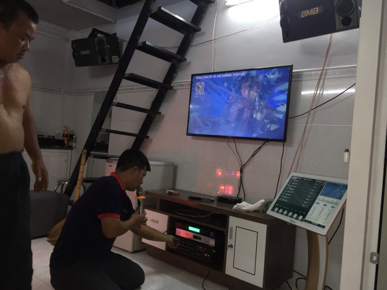 dan-karaoke-gia-dinh-tai-quan-8-tphcm-hinh6 dan-karaoke-gia-dinh-tai-quan-8-tphcm-hinh6