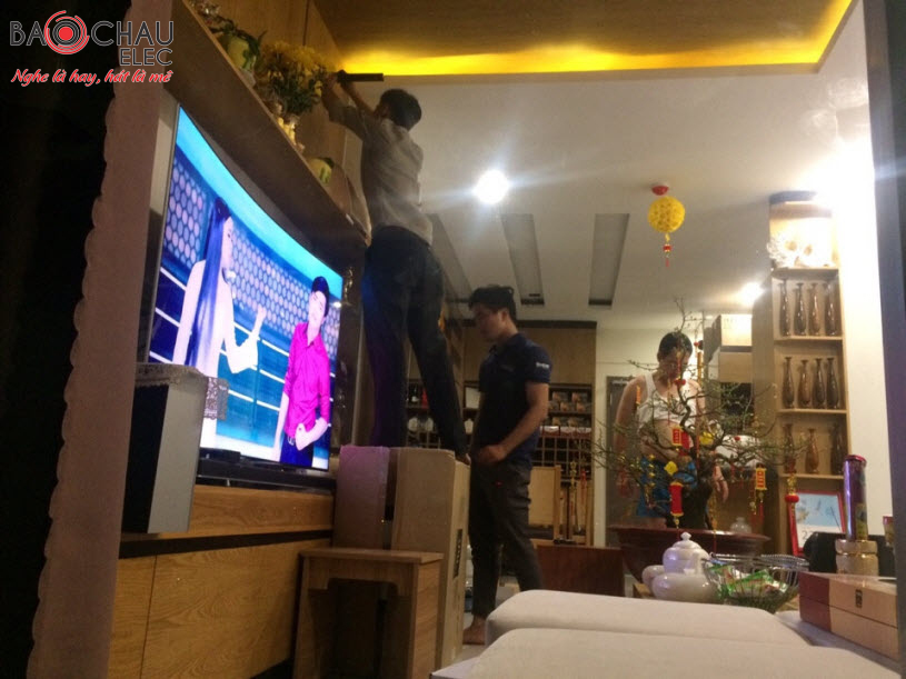 dan-karaoke-gia-dinh-tai-quan-phu-nhuan-hinh-16