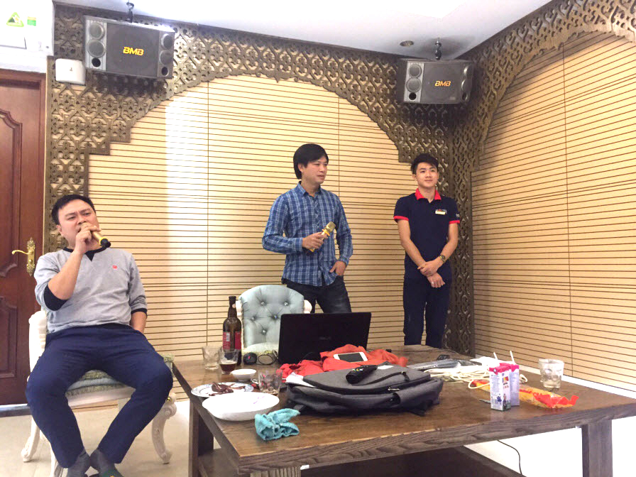 dan-karaoke-gia-dinh-anh-Thu-vinhome-long-bien-h9