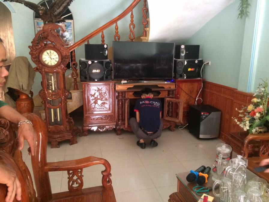 dan-karaoke-gia-dinh-tai-yen-the-bac-giang-h9