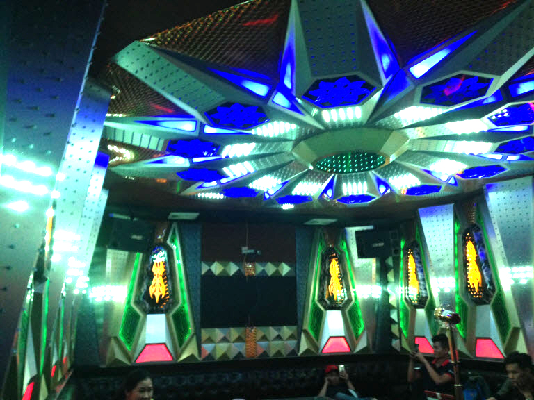 lap-dat-6-phong-hat-karaoke-tai-binh-dinh-h13