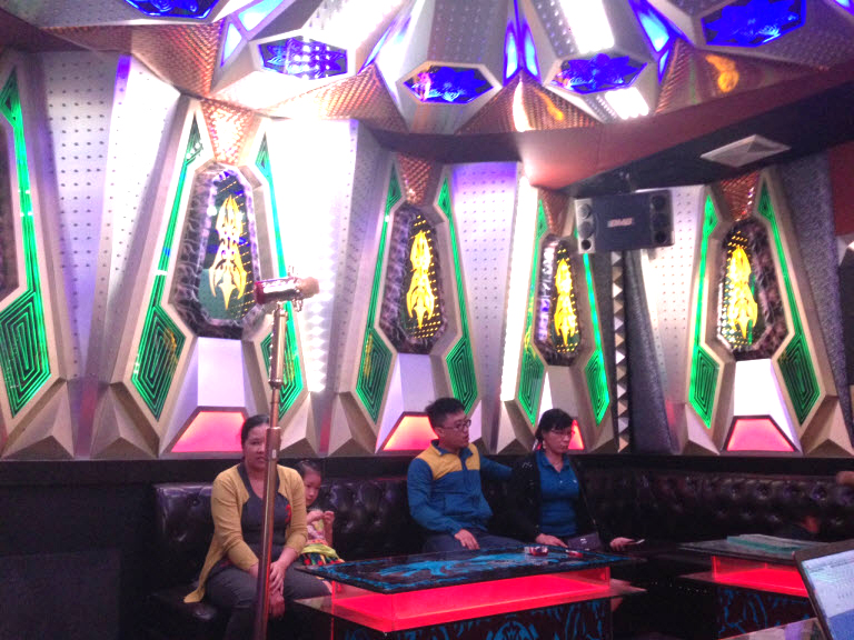 lap-dat-6-phong-hat-karaoke-tai-binh-dinh-h25