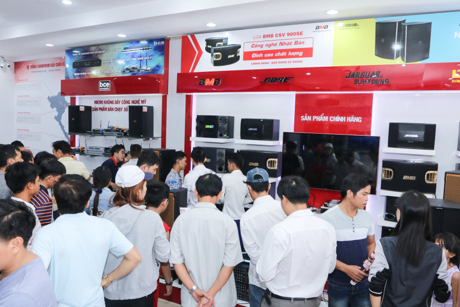 Khai trương Showroom Bảo Ch&acirc;u Elec 